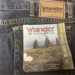 Wrangler Men's Rugged Wear relaxed Straight Jeans